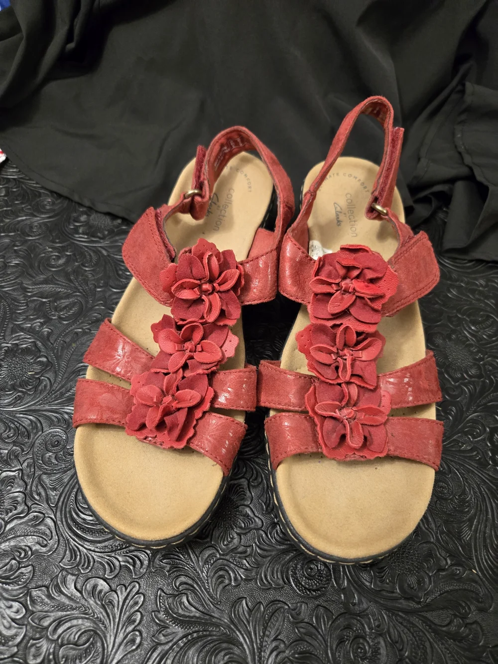 CLARKS Red Floral Slingback Women's Sandals